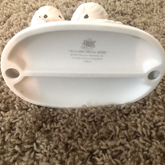 Precious Moments "TO A VERY SPECIAL SISTER" 1993 #528633 Retired & Mint - Picture 7 of 7